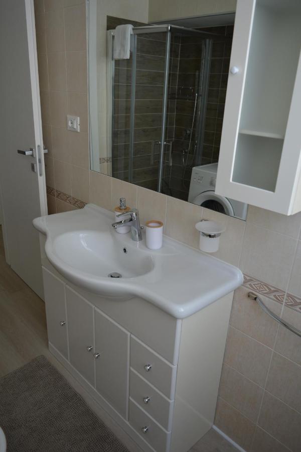 Dimora Mucci Apartment Termoli Bagian luar foto