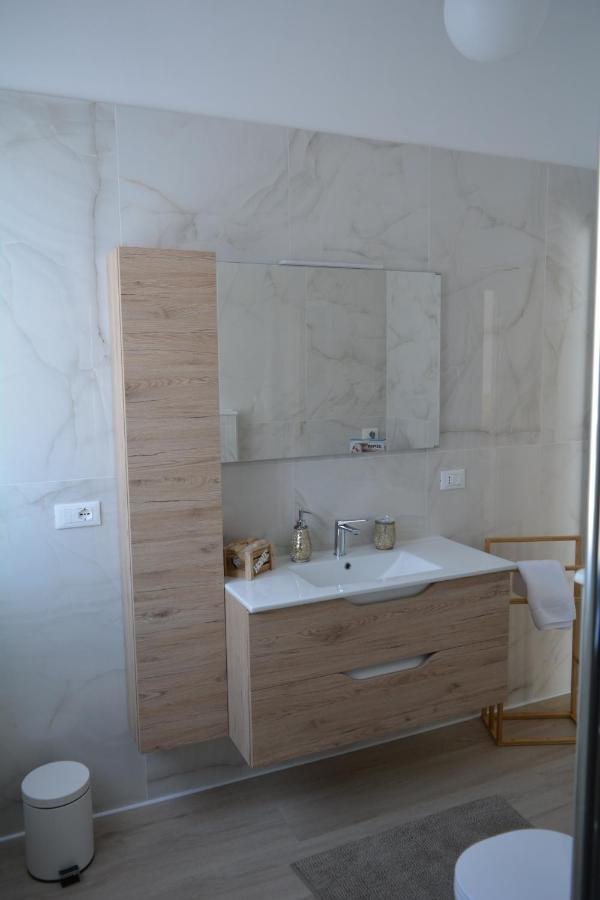 Dimora Mucci Apartment Termoli Bagian luar foto